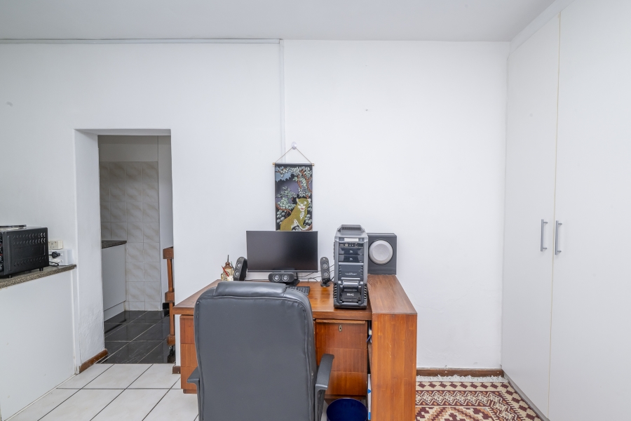 8 Bedroom Property for Sale in Brackenfell South Western Cape